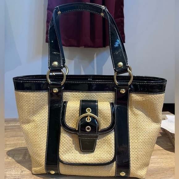 Coach EUC Princess Street Raffia and Patent Leather Legacy Tote Bag - Picture 1 of 15